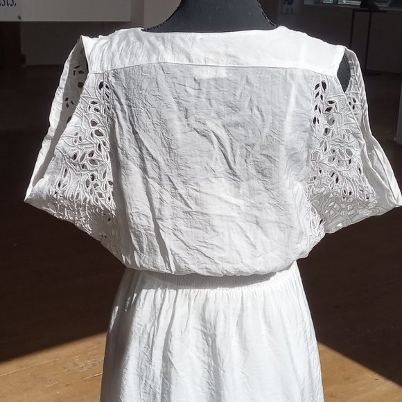 White laser etched lace mini dress - Picture 6 of 7